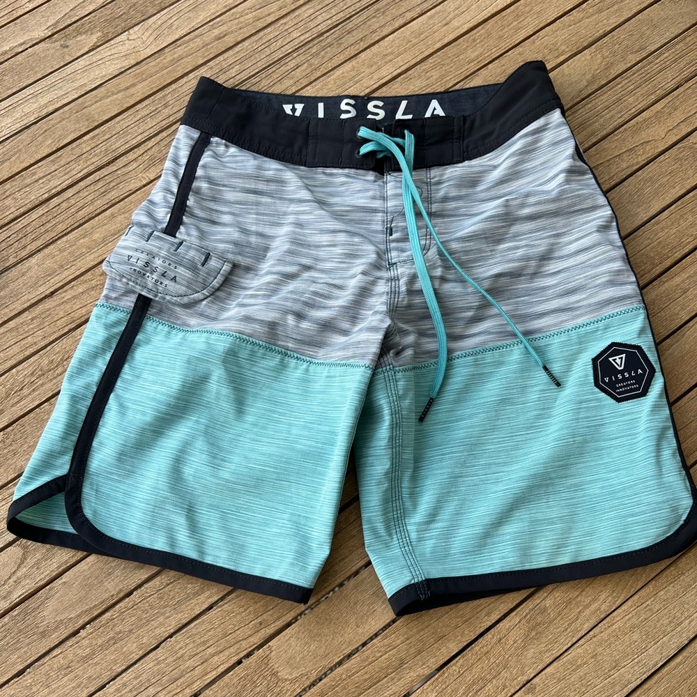 Vissla Excellent Condition Swim Shorts Boys Size 24